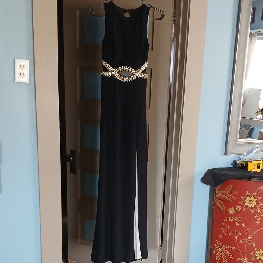 Elegant Black Evening Gown